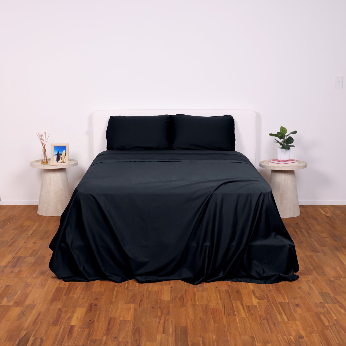 The TLC 3.0 Elivez Bedding Set